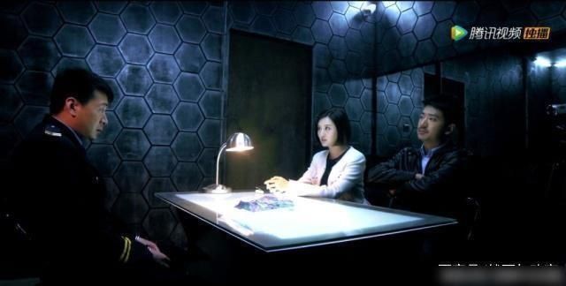  标题|Mirror拉片的标题：三《暗黑者》