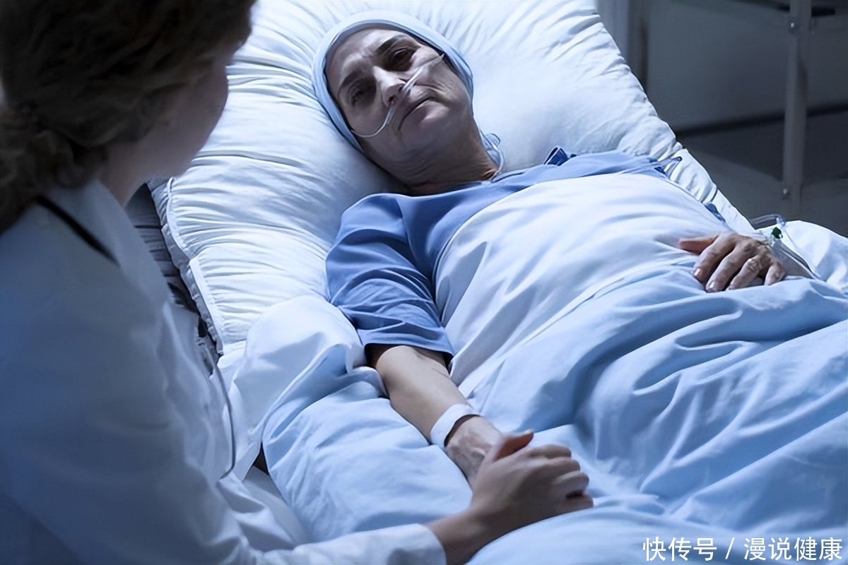 临终前回光返照持续时间(临终之际，为何会出现“回光返照”？这3个前兆，可能是弥留信号)