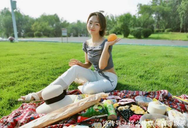 操作|脱下工装,这些电网女神竟这么美!