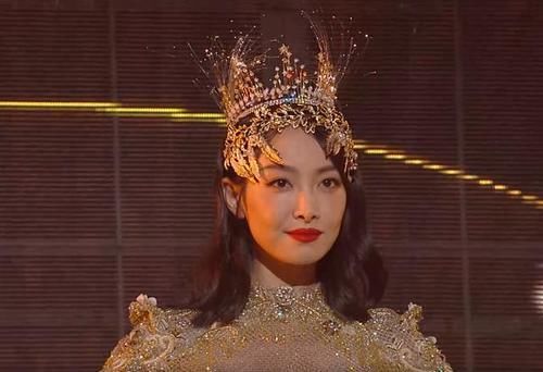  造型|宋茜金鹰女神造型邋遢惹吐槽，膀大腰圆堪称灾难，被嘲历届最丑