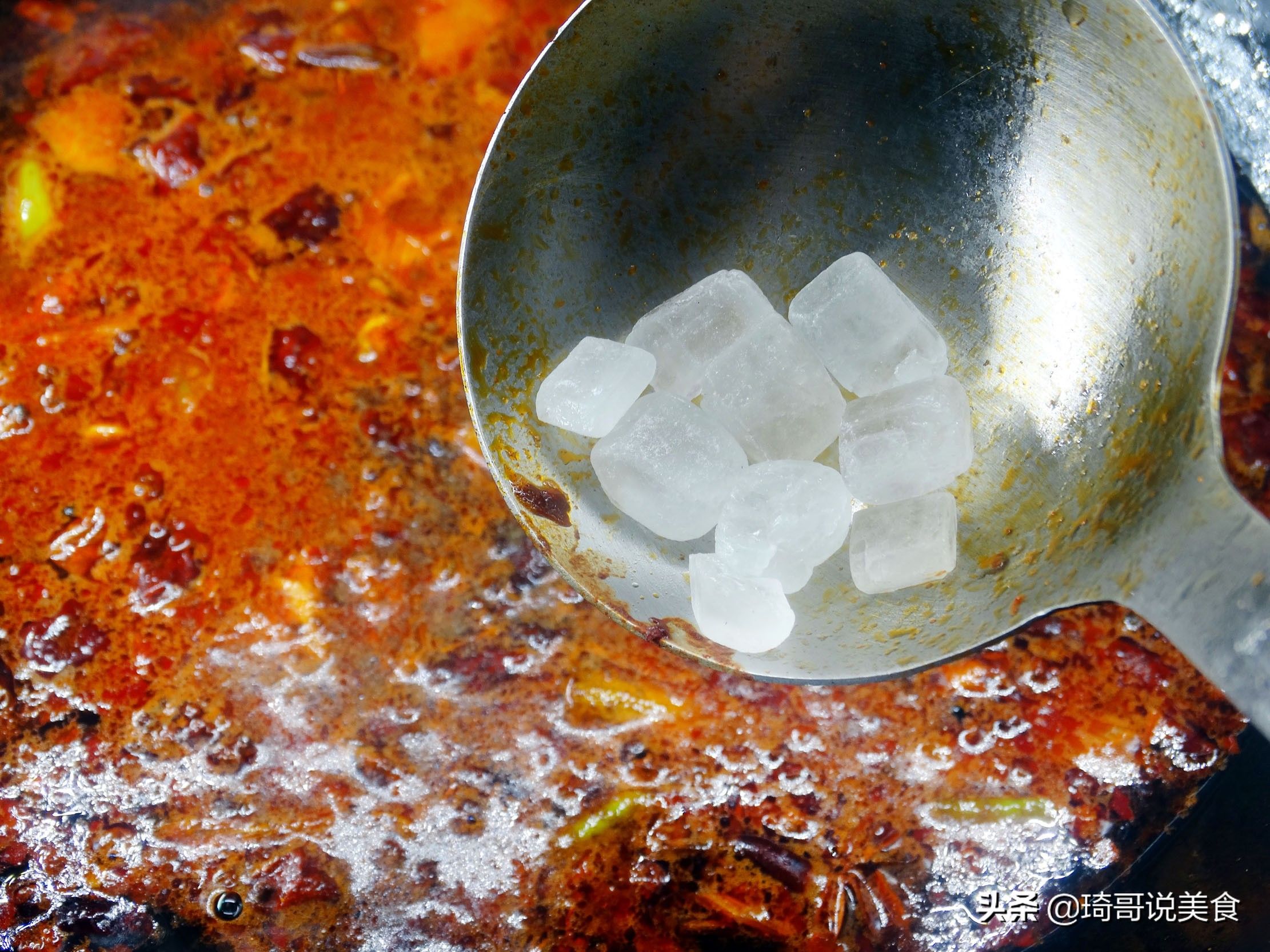 麻辣|满满的蟹黄蟹膏,教你在家做香辣蟹,个个麻辣鲜香,好吃到吮指