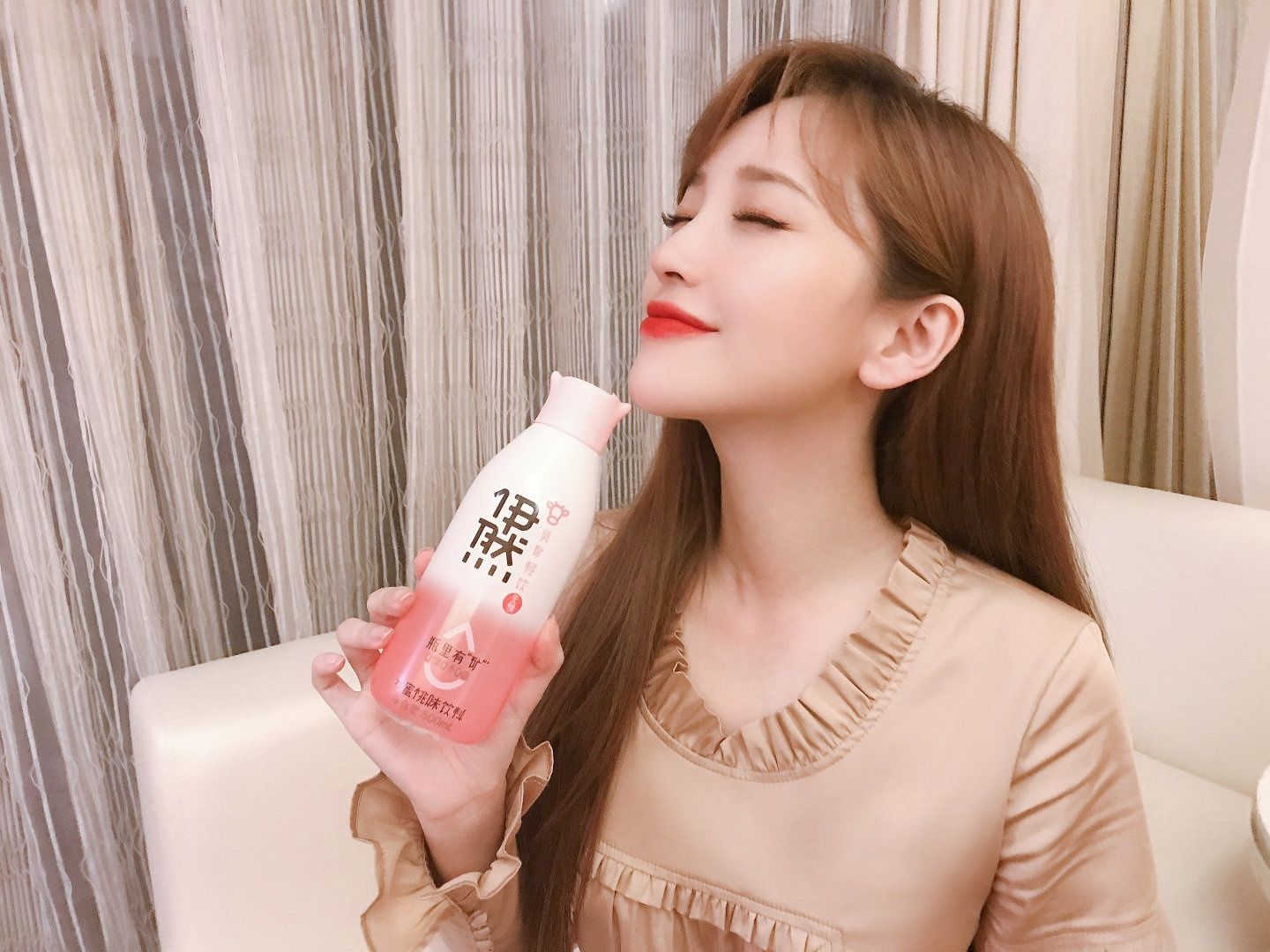 下台|《乘风破浪》金莎舞台掉2次扇子,下台后大哭,张雨绮表现成亮点