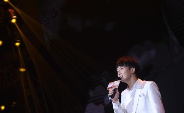  现场|唱歌声乐技巧: 周深空降明日之子, 现场教科书级别演唱, 惊艳全场