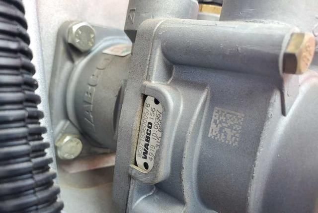 不错|取代豪沃-7,曼技术更可靠驾驶室舒适性也不错,豪沃TX工程车会火吗