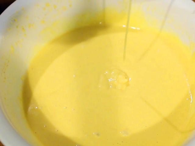 解决|蛋糕最简单的做法，不用烤箱不用打蛋器，利用2个小妙招轻松解决