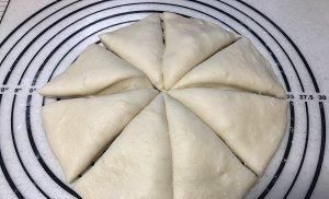 牛奶|松软香甜的牛奶面包,简单易做一学就会,轻松出手套膜