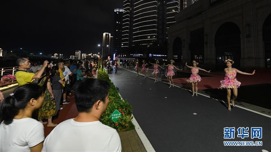  夜色|椰城夜色引游人