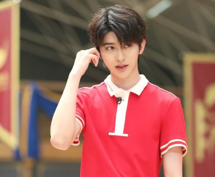  晚会|阵容好强！蔡徐坤王一博加盟芒果汽车晚会，嘉宾名单星光熠熠