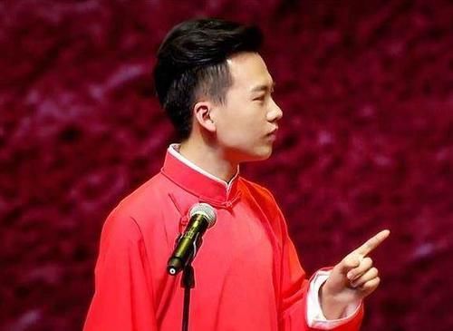  麒麟|郭麒麟没有参加《德云斗笑社》，却每一期都“被点名”