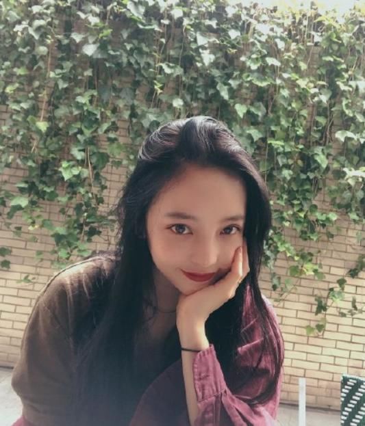  安慰|具荷拉生前日记曝光安慰自己控诉母亲外遇、丢掉自己……字字辛酸