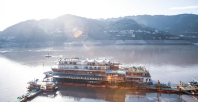  三峡人家|《中餐厅4》最新＂航＂情，网友：啥时候来我们这儿录？