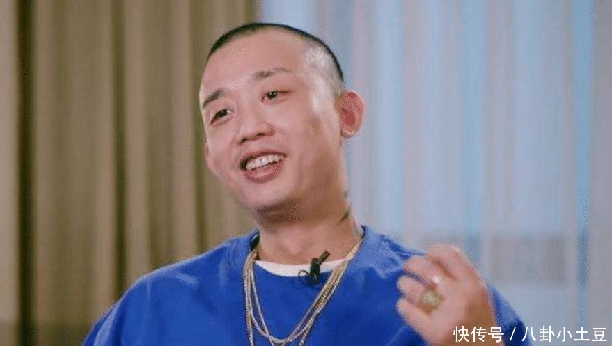方言rap|可怜的张靓颖,被新说唱选手喷成“筛子”,和当年邓紫棋如出一辙