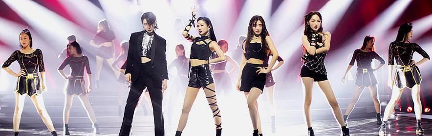  淡定|宁静与李斯现场针锋相对，其他姐姐坐在台下看戏，王霏霏不淡定了