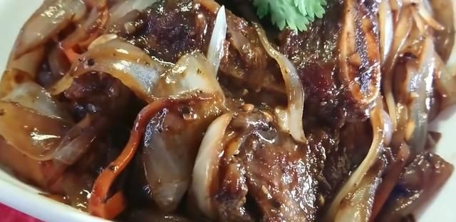 1勺|家常黑椒牛仔骨！5步详细教你做在家煮出餐厅风味，宴客好菜式