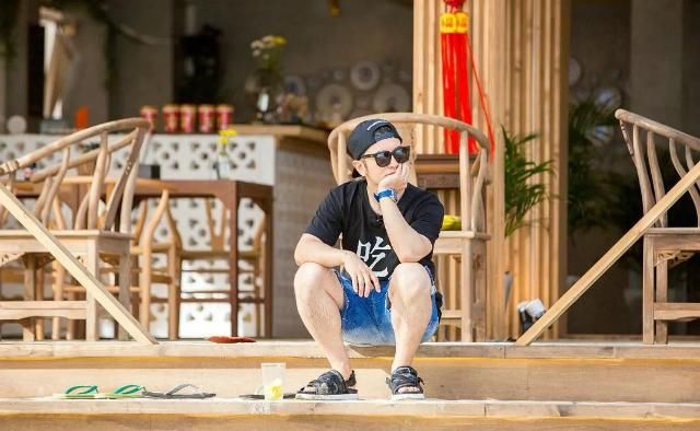  可爱|《中餐厅》里，黄晓明很可爱