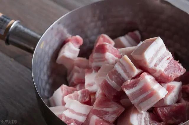  五花肉|婆婆祖传20年红烧肉做法，不加水不加盐，不炒糖色，美味又下饭