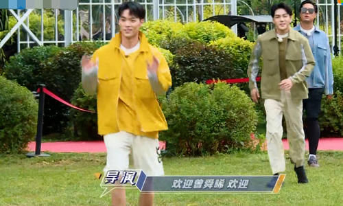  大厂|《偶像练习生》结束两年，蔡徐坤再遇大厂男孩，开口称呼让粉丝泪崩