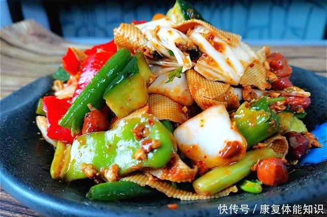 开胃|三伏天,吃猪肉羊肉不如吃它!3块钱做一大盘,开胃下饭,特过瘾