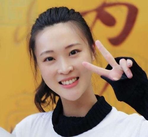 突破|《夺冠》票房突破4亿，中国女排姑娘能够得到多少票房分红呢？