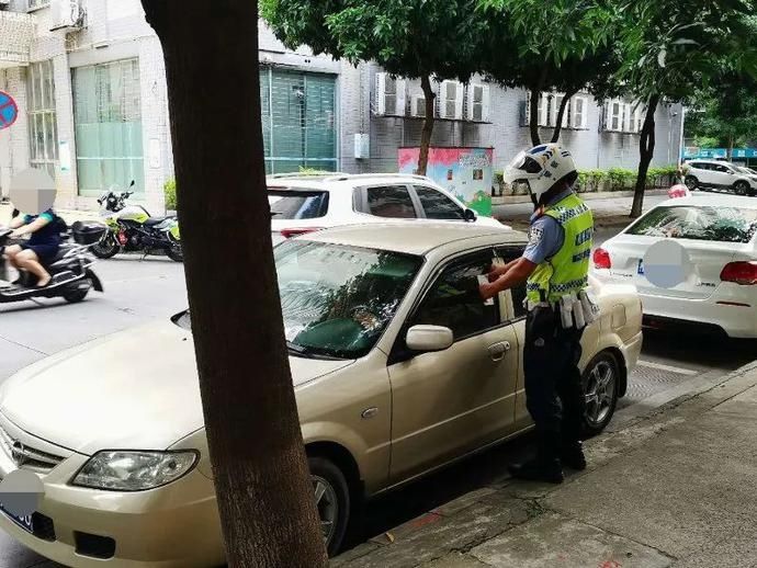 守护|国庆我在岗丨梧州交警“逢五”亮剑,守护平安畅通出行路!