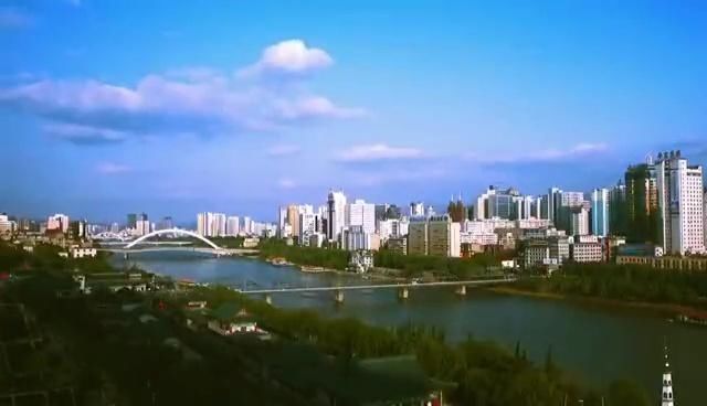 兰州|你我共同行动，让“车让人、人快走”成为兰州城市靓丽的名片