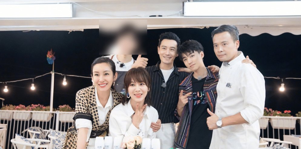  合作|《中餐厅》“梳头姐弟”再次合作, 看清演员阵容, 真是太豪华了吧