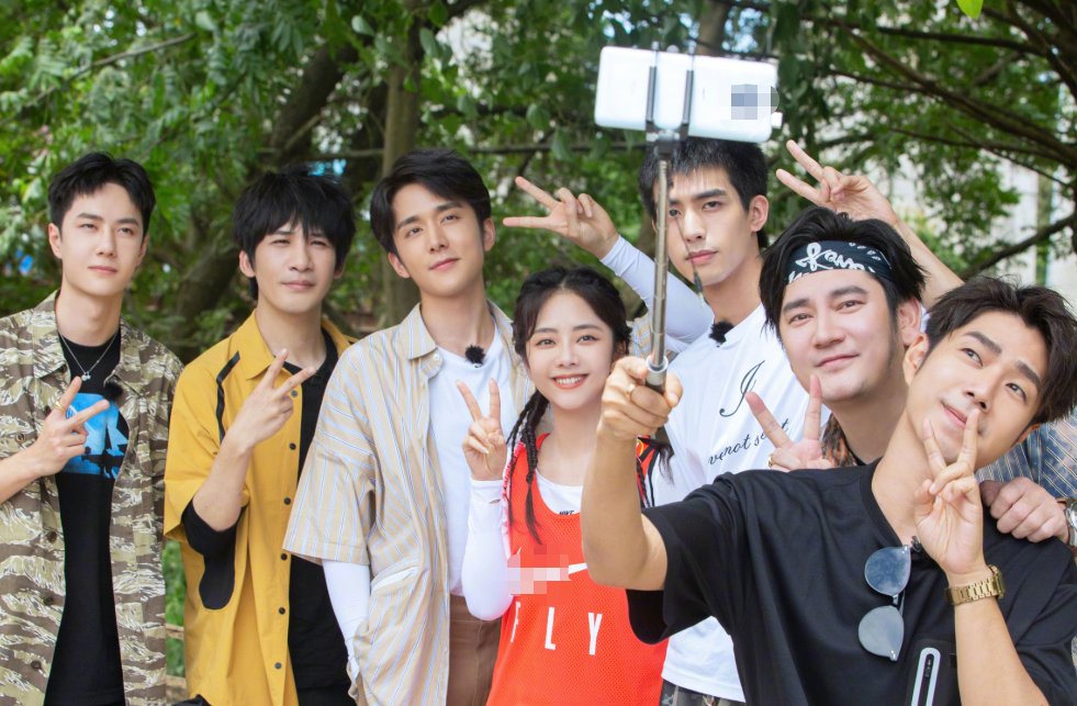  阻止|张新成又喂糖给谭松韵吃，宋威龙阻止无果，我却被他这句话圈粉了