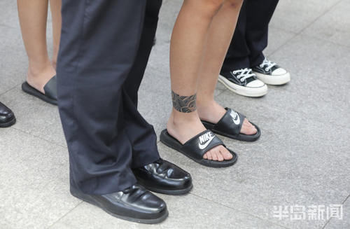  押解|121名嫌疑人被押解回青 特大电信网络诈骗案圆满收关