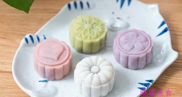  五仁|酥皮五仁月饼、绿豆冰皮月饼、紫薯月饼的家常做法
