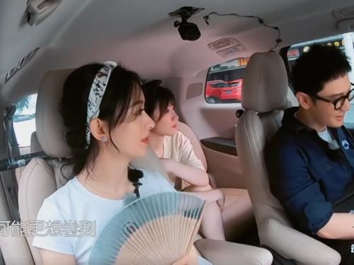  黄晓明|中餐厅唯一的“闲人”，啥也不干还恃宠而骄，林大厨忍不了要开除她