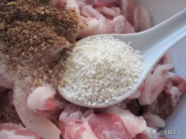  简单|咸香酥脆的酥肉自己在家做，简单易上手