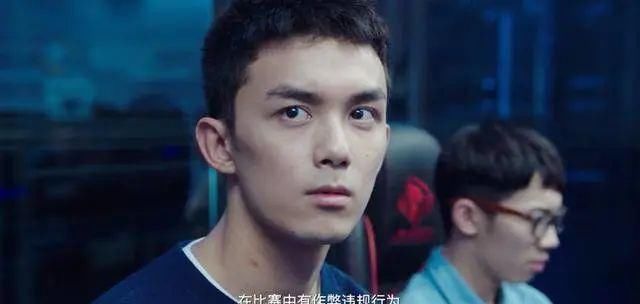 好像|《穿越火线》:说鹿晗演技炸裂的,好像还早了一点!