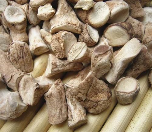 玩意|超市没人要的玩意,懂行的人抢着买,做成酱料,拿来拌饭超级好吃