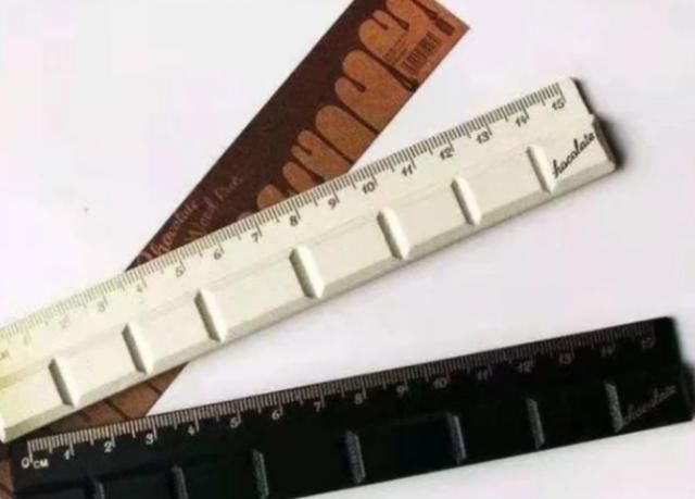 偷吃|上课也能“光明正大”偷吃的“4种零食”，再也不怕被老师看见了