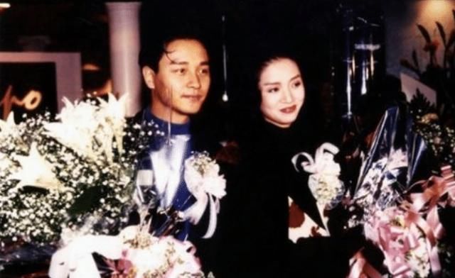  约定|约定你未娶我未嫁就在一起的明星，有一对已实现诺言，今生活幸福