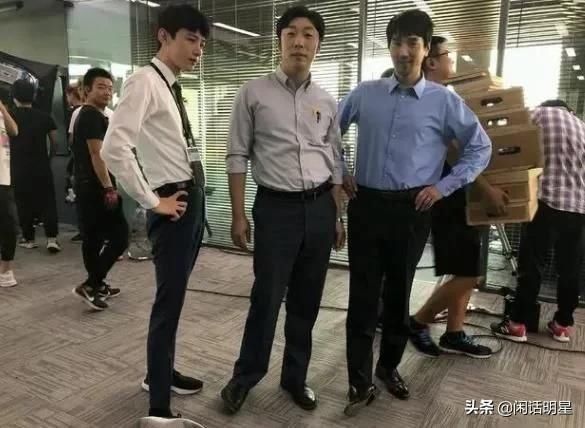  赵又廷|赵又廷和白敬亭两个人，撑起了《平凡的荣耀》不错的收视和口碑？