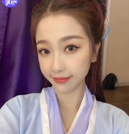  固定嘉宾|《非日常派对》还没播，虞书欣又官宣新综艺，嘉宾阵容还有杨颖