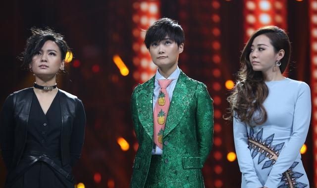 歌手|谢霆锋谈张靓颖与李宇春的差距:一位是歌手,一位是大师