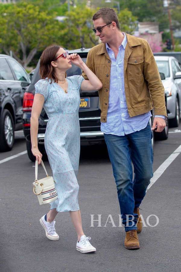  包包|来和小编一起Get艾玛同款包包吧~