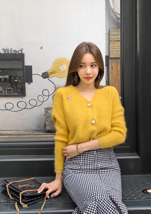  说不出来|道晖芝穿搭-鲜黄柠檬皙光可爱甜美针织衫，说不出来的美