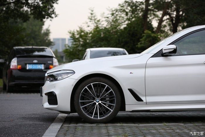 巅峰|宝马530Li尊享运动,宝马5系提车1周年纪念及1年用车体验