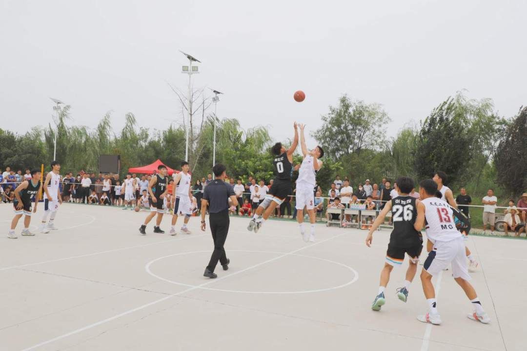 河南虞城：“科迪杯”张庄第二届大学生乡村篮球赛开幕