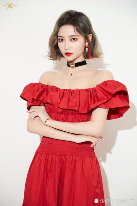  喜欢|THE9女团再引争议：许佳琪参加握手会成焦点，刘雨昕被质疑蹭陆柯燃热度