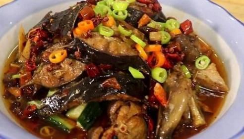  人去买|全身都是宝的鱼，营养比鲫鱼还高，八块钱一斤却很少有人买