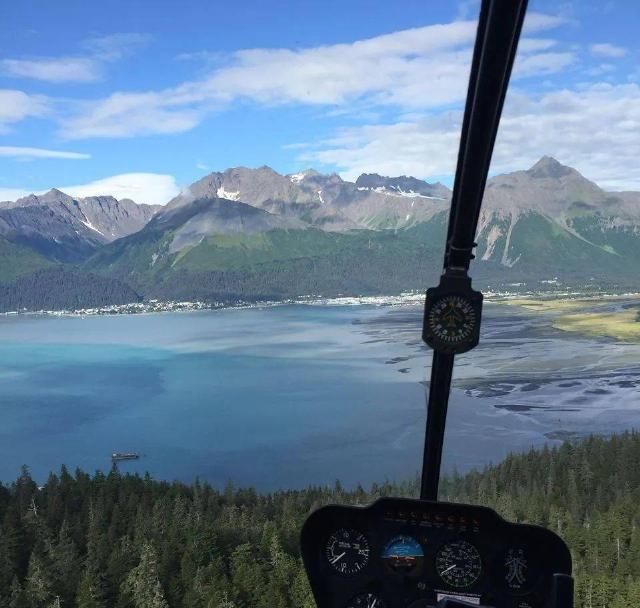  比基尼|62岁离婚恢复单身的奶奶，68岁穿比基尼、独自环游世界火遍全网！