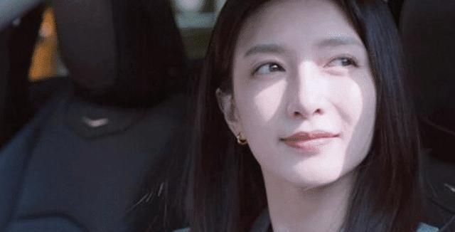  主任|热播剧王漫妮是海王的玩物，找小张主任也是高攀，价值观太缥缈？