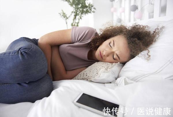 大姨妈不按时来有什么影响(女性大姨妈经常不按时“报道”，或与这4个因素有关，要及时纠正)