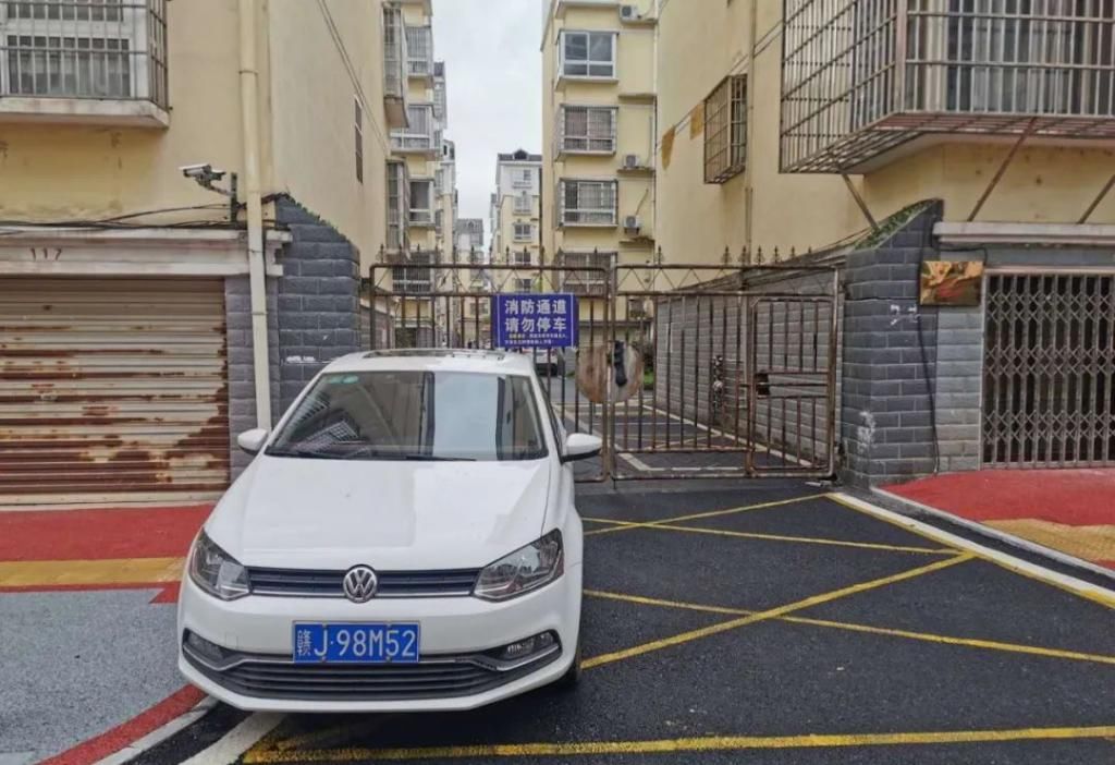 占用|?持续曝光！萍乡又一批私家车占用消防车通道