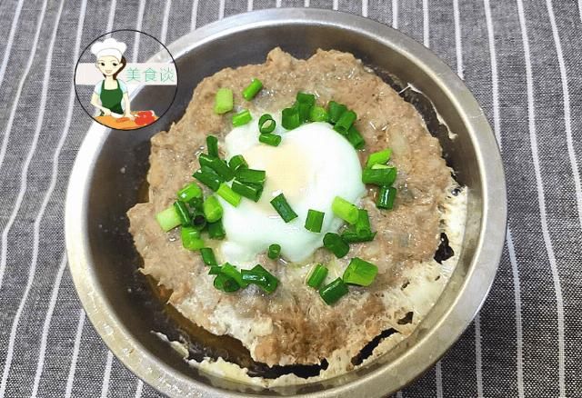  肉菜|秋天要多吃蒸菜，这菜蒸一蒸，10分钟上桌，鲜美极了，简单又营养