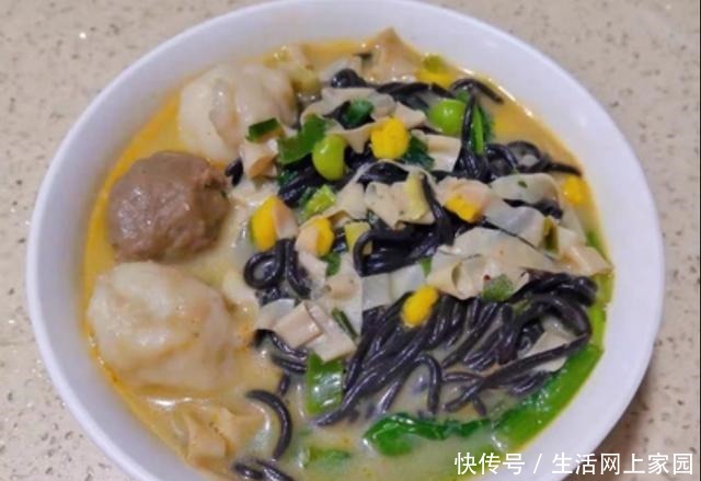 汤达|4种“骨灰级”方便面,比汤达人味鲜,比康师傅、统一好吃!